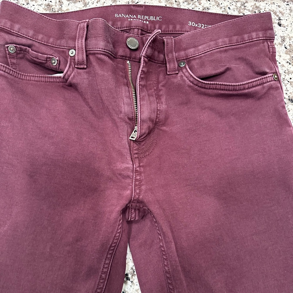 Maroon banana republic travelers.